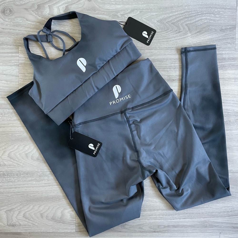Women’s athletic set - Picture 6 of 7